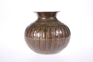 A MIDDLE EASTERN COPPER TUMBLER VASE, with reeded bulbous body, 19th Centur