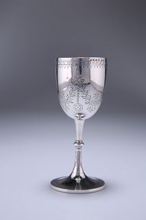 A SMALL VICTORIAN SILVER GOBLET, WHITE & HAWKINS, BIRMINGHAM 1882, the bowl