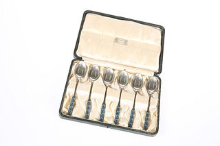 A SET OF SIX LIBERTY & CO SILVER AND ENAMEL SPOONS, BIRMINGHAM 1926, the te