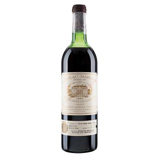 Château Margaux. Cosecha 1980. Grand Vin. Premier Grand Cru Classé. Margaux. Nivel: en el hombro superior.