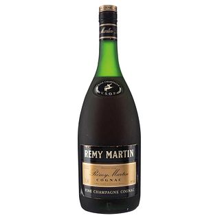 Rémy Martin. V.S.O.P. Cognac. France. Presentación de 1.5 lt.