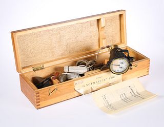 A WALKER'S "KNOTMASTER" LOG MARK II, Model KDO, in wooden case with instruc