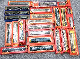 BOXED HORNBY O GAUGE TRAINS AND ROLLING STOCK, comprising six locomotives, 