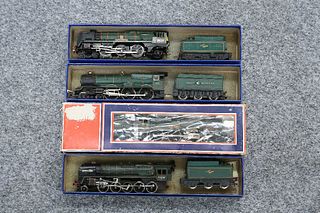FOUR BOXED OO GAUGE ELECTRIC LOCOMOTIVES WITH TENDERS, comprising Lima "Kin