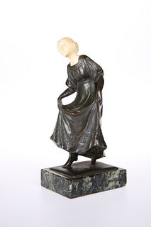 ANTON ENDSTORFER (AUSTRIAN, 1880-1960), THE CURTSEY, A PATINATED BRONZE AND