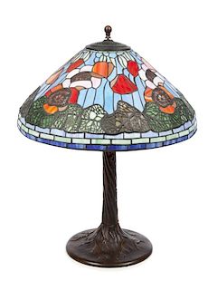 DOM DeLUISE LEADED GLASS TABLE LAMP