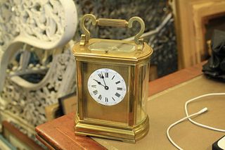 A GILT-BRASS REPEATING CARRIAGE CLOCK, c. 1890, the case with fluted carryi
