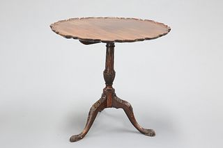 A CHIPPENDALE STYLE MAHOGANY TILT-TOP TRIPOD TABLE, 19TH CENTURY, the circu