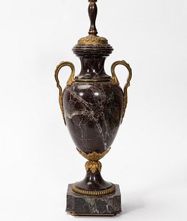 20TH C., FRENCH MARBLE & GILT BRONZE TABLE LAMP