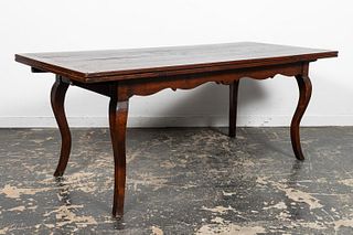 20TH C. FRENCH WALNUT EXTENDING DINING TABLE