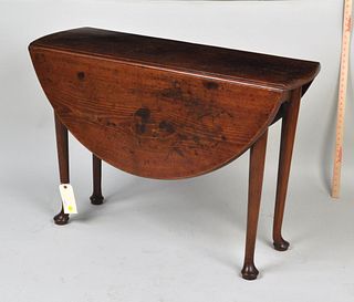 English Queen Anne Oval Drop Leaf Table