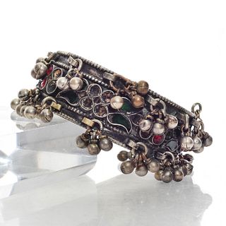 INDIAN STONE STUDDED GHUNGROO CUFF