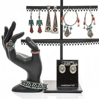 NATIVE AMERICAN TRIBAL JEWELRY SET WITH TURQUOISE