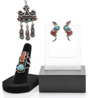 NATIVE AMERICAN STYLE RING, PENDANT, AND EARRING SET