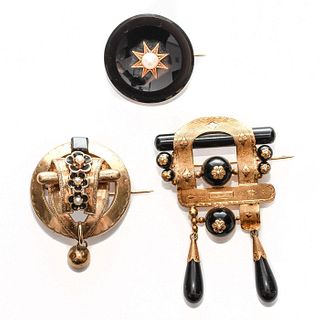 GROUP OF 3 GOLD VICTORIAN MOURNING PINS, ONYX & PEARLS