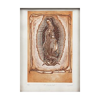 J. Cortéz. "Ma Guadalupe". Firmado a lápiz. Grabado P/A. Enmarcado en madera tallada con aplicaciones de lámina repujada. 28 x 20 cm.