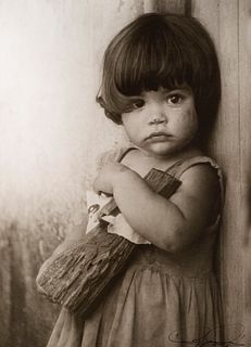 Alberto Korda (1928-2001)  - La niña de la muñeca de palo, 1959