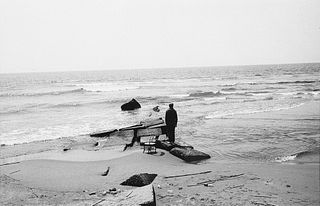 Uliano Lucas (1942)  - Viareggio. Guardando il mare, years 1970