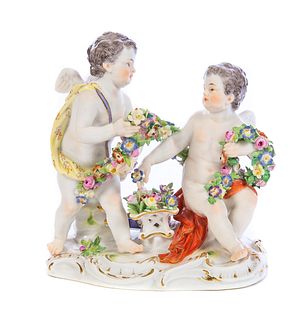 Meissen Figurine Two Cupids 2401