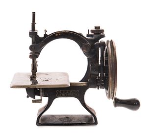 FW Automatic Victorian Childs Sewing Machine