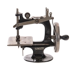 Singer Victorian Childs Sewing Machine