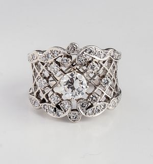 Edwardian 14K White Gold Diamond Filigree Ring