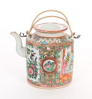 Chinese Rose Medallion Tea Pot