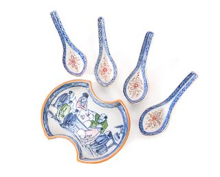 Chinese Blue White Porcelain Gambling Scene Bowl W/
