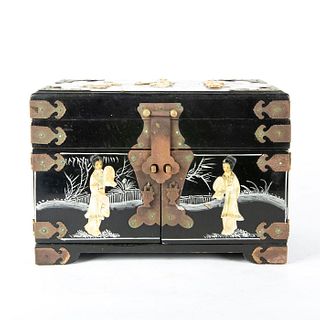 ASIAN JEWELRY BOX CHEST W. MOTHER OF PEARL DETAIL
