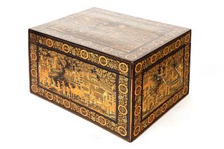 A CHINESE EXPORT BLACK LACQUER BOX, LATE QING DYNASTY