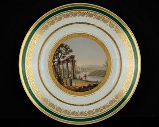 A RUSSIAN PORCELAIN PLATE, LIKELY IMPERIAL PORCELAIN FACTORY, ST. PETERSBURG, PERIOD OF ALEXANDER I (1801-1825)