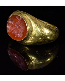 ROMAN GOLD INTAGLIO RING WITH MERCURY