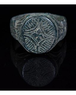 CRUSADERS PERIOD BRONZE RING WITH STAR OF BETHLEHEM
