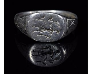 MEDIEVAL SILVER RING WITH HUNTER