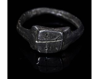 SAXON PERIOD SILVER RING WITH CROSS
