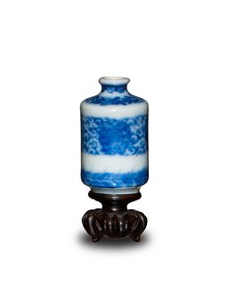 Chinese Blue & White Porcelain Snuff Bottle, 19th Century