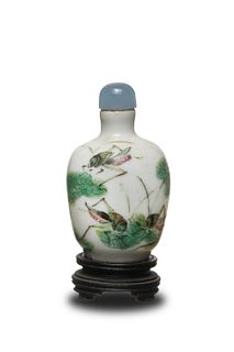 Chinese Porcelain Snuff Bottle with Crickets, 19th Century
