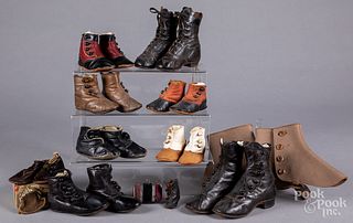Group of children's button up leather shoes, etc.