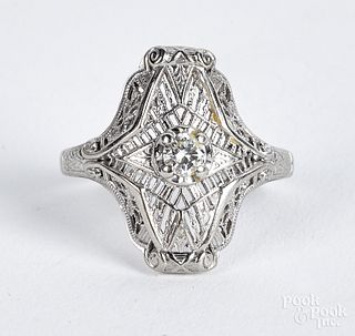 14K gold filigree diamond solitaire ring, 1.5 dwt