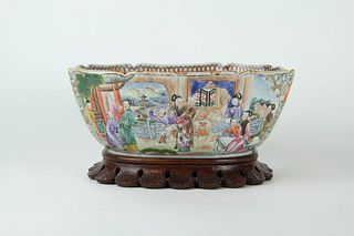 A 19th Century Chinese Export Dish.