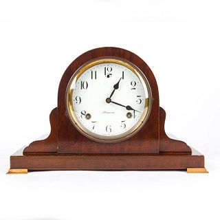 VINTAGE AMERICANA SESSIONS WOODEN MANTLE CLOCK