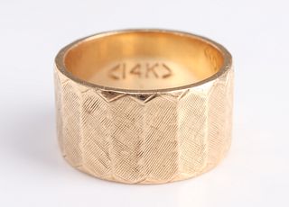 14K Yellow Gold Wide Florentine Finish Ring