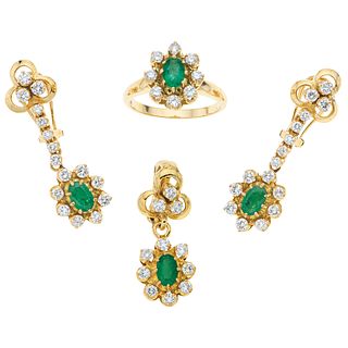 PENDANT, RING AND EARRINGS SET WITH EMERALDS AND DIAMONDS. 18K YELLOW GOLD