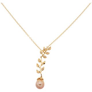 NECKLACE AND PENDANT WITH CULTURED PEARLS AND DIAMONDS. 18K YELLOW GOLD