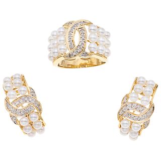 RING AND EARRINGS SET WITH CULTURED PEARLS AND DIAMONDS. 14K YELLOW GOLD