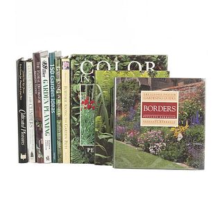 Garden Design. The Classic English Gardening Guides / Architectural Foliage / 150 Garden Ideas... Pieces: 10.