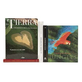 Books on Biodiversity. Dos Aguilas/ La Tierra Vista desde el Cielo/ Junglas/ Mamíferos del Mundo/ La Terre en Partage... Pieces: 5