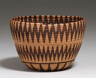 Native American Basket - Mono/Paiute Tribe c1910s