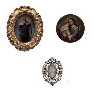 LOT OF THREE RELIQUARIES. MEXICO, 19th Century. Oil on gutta-percha on copper plaque. Relief in mother-of-pearl.