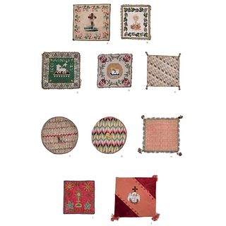 LOT OF CHALICE COVERS MEXICO, 19th-20th Century. Embroidered in silk, velvet, and petit point. Pieces: 9